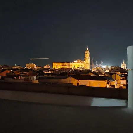Penthouse With Solarium In The Center Of Malaga-atico Con Solarium En El Centro De شقة *