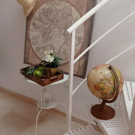 Penthouse With Solarium In The Center Of Malaga-atico Con Solarium En El Centro De مالقة